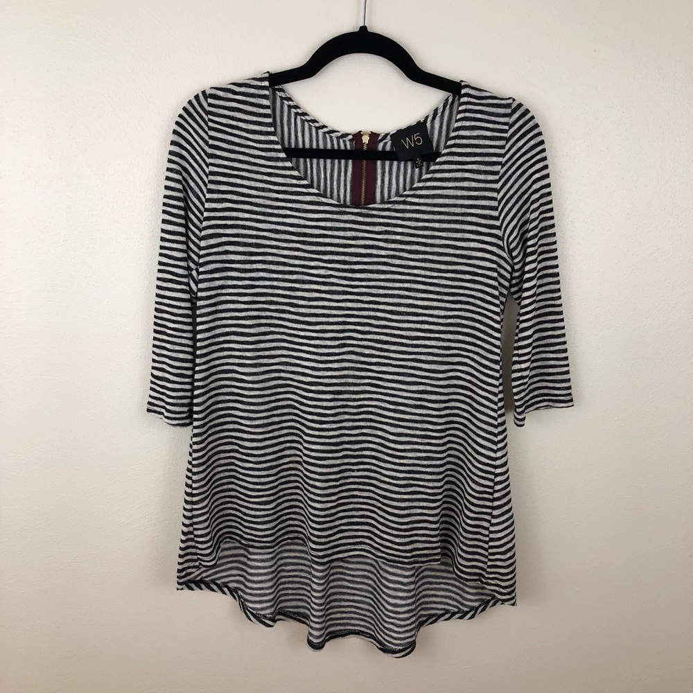Stripped long sleeve tee shirt
